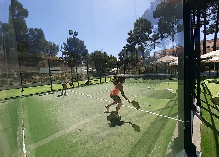 Ap Victoria Sport And 4* Албуфейра
